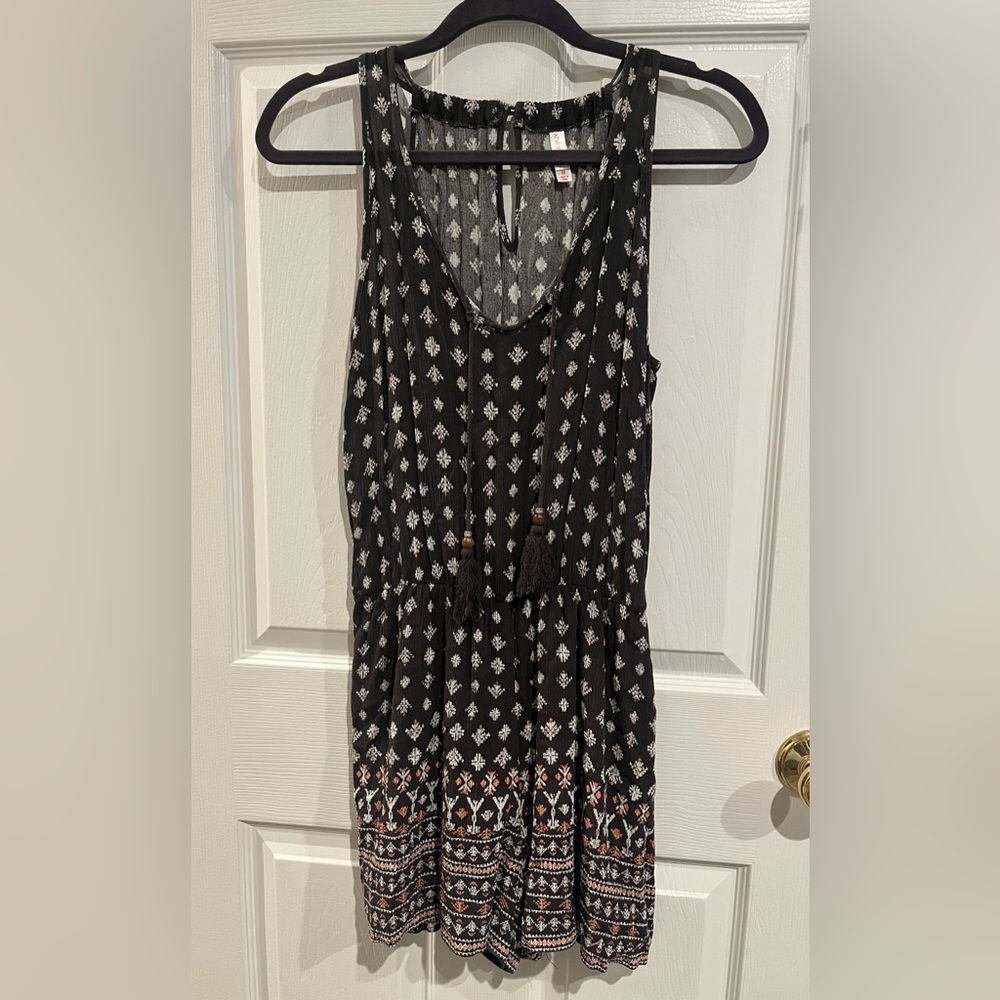 Xhilaration Geometric Romper